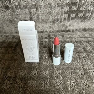 True + Luscious Super Moisture Lipstick in Vintage Rose